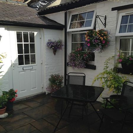 Courtyard Cottage ナレスボロ エクステリア 写真
