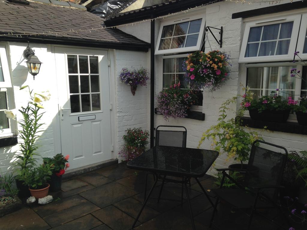 Courtyard Cottage ナレスボロ エクステリア 写真